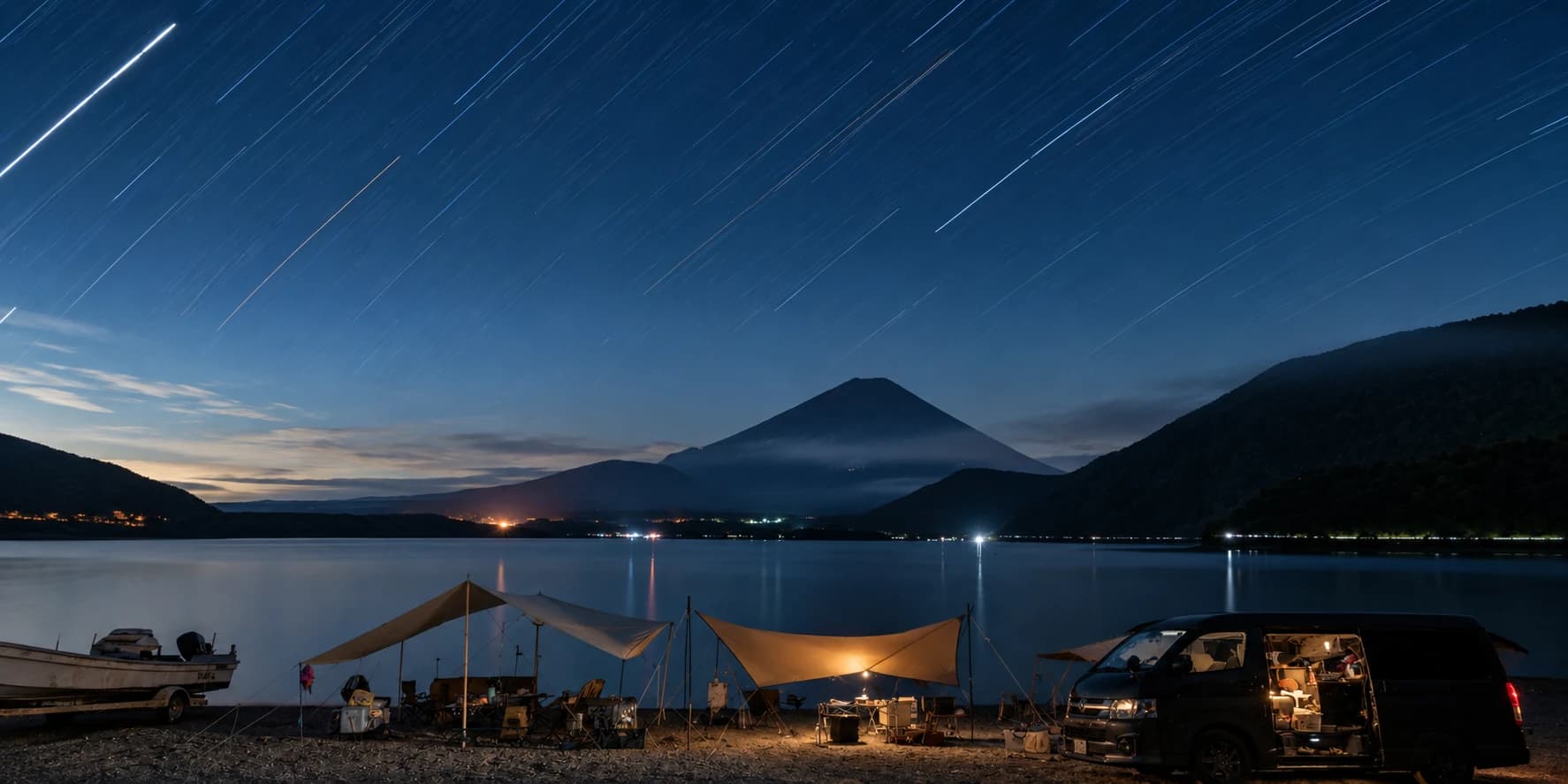 河口湖と富士山のブルーアワー